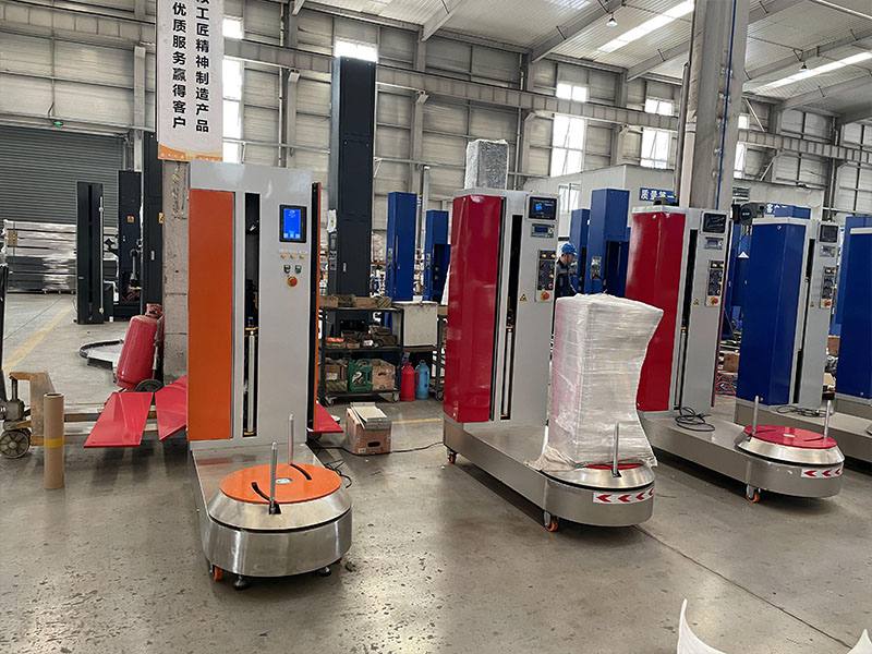 行李缠绕机.jpg 行李缠绕机.jpg