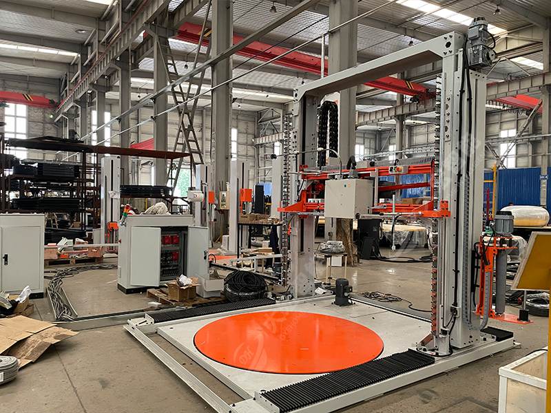 托盘穿箭式打包机1.jpg 托盘穿箭式打包机1.jpg