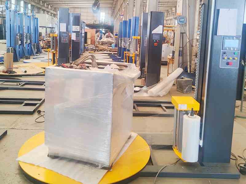 拉伸膜缠绕自动包装机.jpg 拉伸膜缠绕自动包装机.jpg