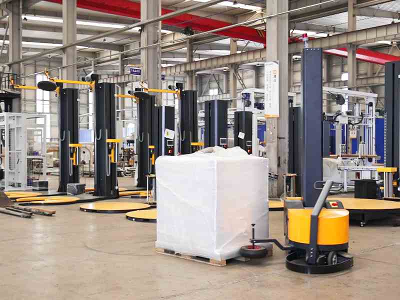 自走式缠绕膜包装机.jpg 自走式缠绕膜包装机.jpg