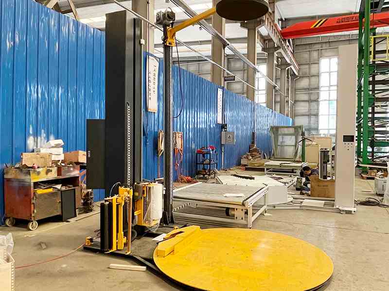 托盘缠绕膜机.jpg 托盘缠绕膜机.jpg