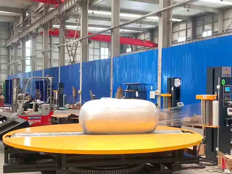 圆筒型缠绕包装机.jpg 圆筒型缠绕包装机.jpg