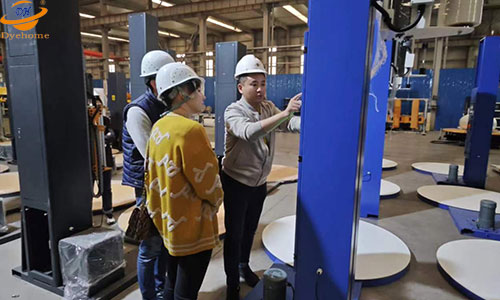 波兰客户来大宏工厂考察洽谈深度合作