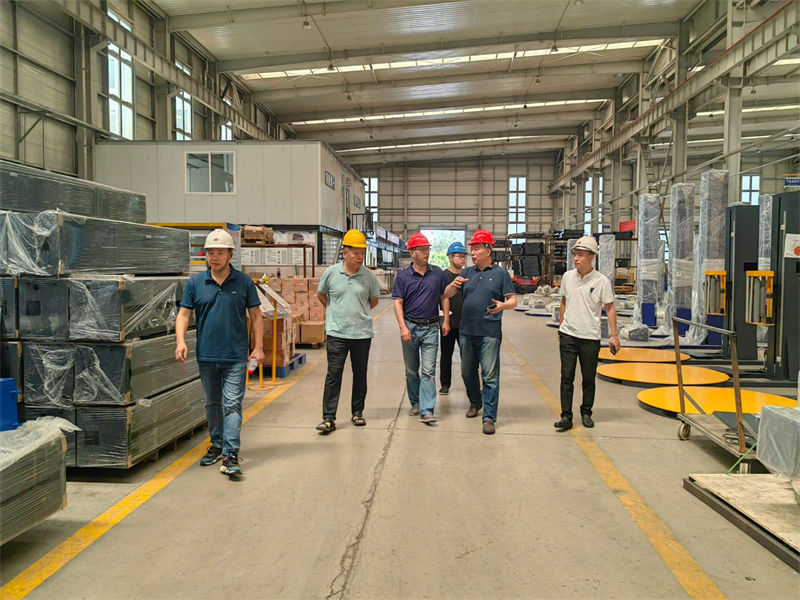 济南市槐荫区信息产业发展服务中心韩伟、普利龙董事长边荣江一行