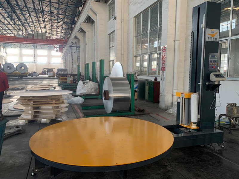 包装慢、膜耗高、货不稳？托盘缠绕膜打包一步解决三大出货痛点