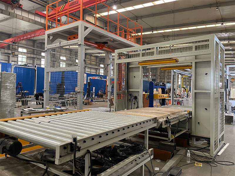 水平板材缠绕膜包装机：为长形棒材量身定制的自动化包装解决方案