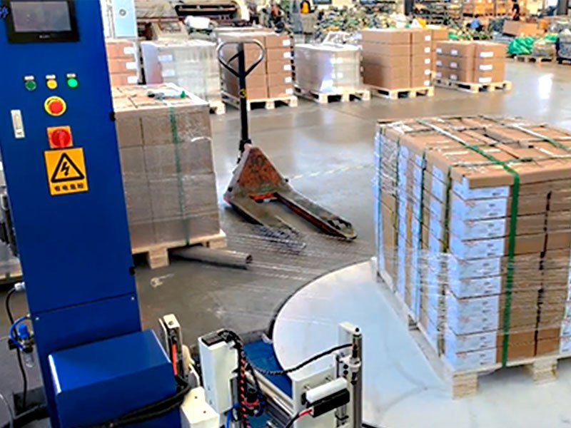 全自动缠绕膜包装机成企业出货“加速器”，打包环节彻底解放人力