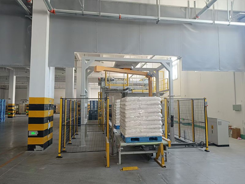 摇臂在线缠绕机让打包节拍“跟上产线”，实现高速不停线缠膜作业