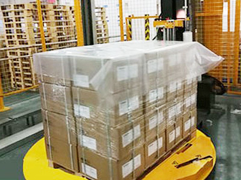 纸箱自动缠膜机专为多件打包设计，高频出货一站完成