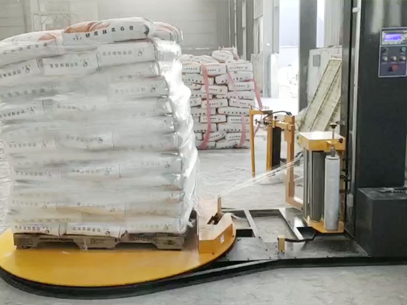 托盘出库环节怎么提速？全自动托盘缠绕机让打包更轻松