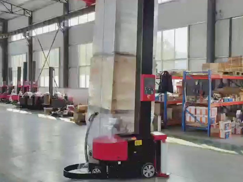 货物打包受限？自走式缠膜机体验“自主移动、绕货而行”的缠膜新体