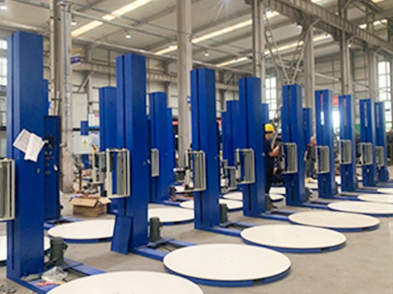 一键完成托盘打包，这款转盘式拉伸膜缠绕膜机正成为出货打包“标配