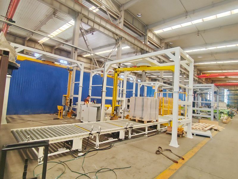 全自动摇臂式托盘缠绕机——适合重型与异形货物的高效缠膜方案