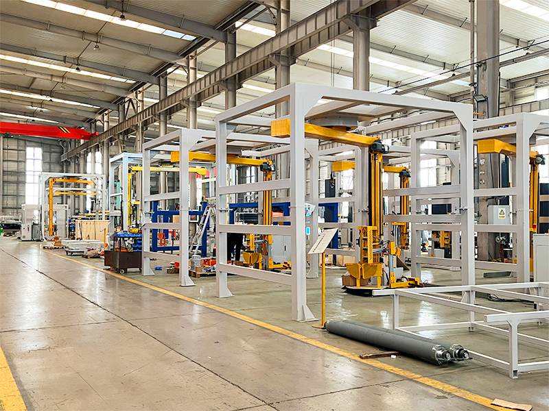 悬臂式缠绕包装机：满足高效产线的托盘包装方案