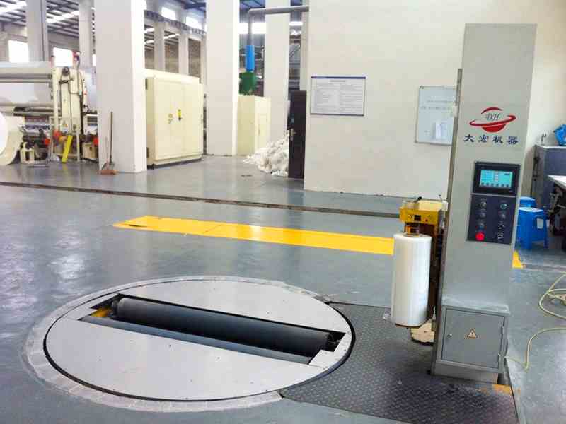 圆筒缠绕机在无纺布卷材包装中的应用与优势解析