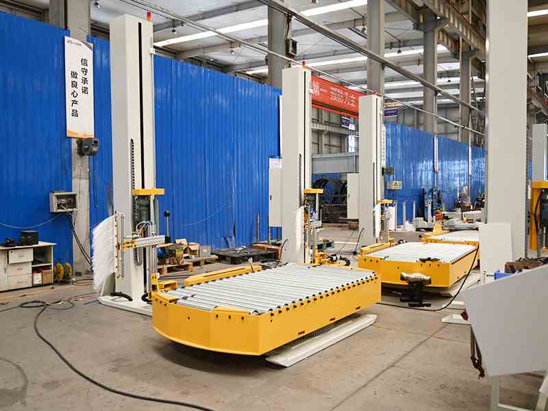 在线自动缠膜机，无缝衔接生产线&nbsp;实现高效节膜的全自动包装作业