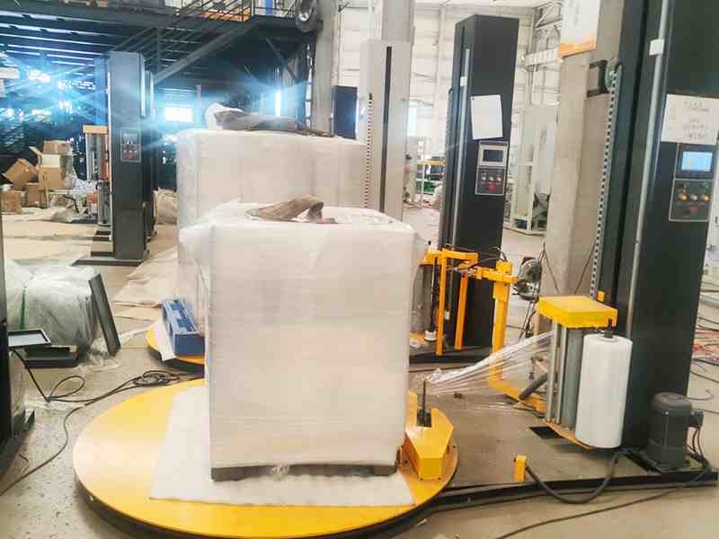 全自动托盘缠绕膜包装机，无人化托盘缠膜高效出货方案