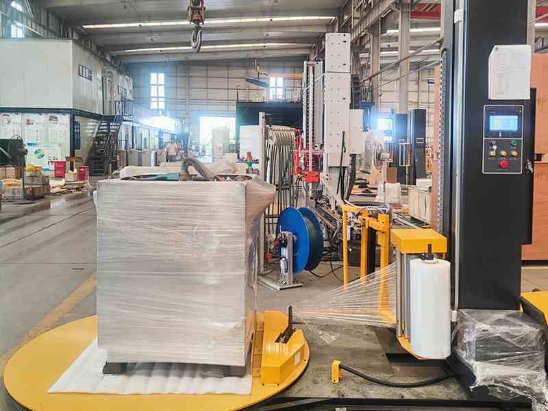 托盘打包人工跟不上？全自动缠绕机器帮你解决难题