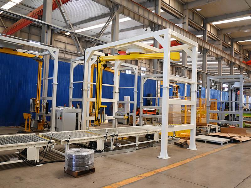 托盘缠膜过程中容易晃动？悬臂薄膜缠绕机实现稳定包装