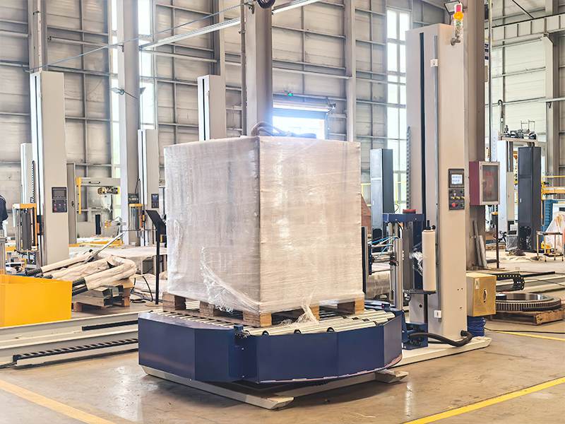 在线式缠绕包装机在自动化流水线